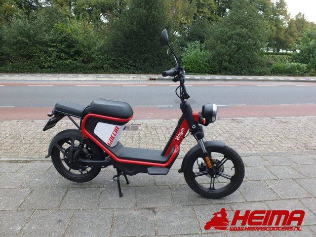 AGM Goccia — Heima Scooters Den Ham