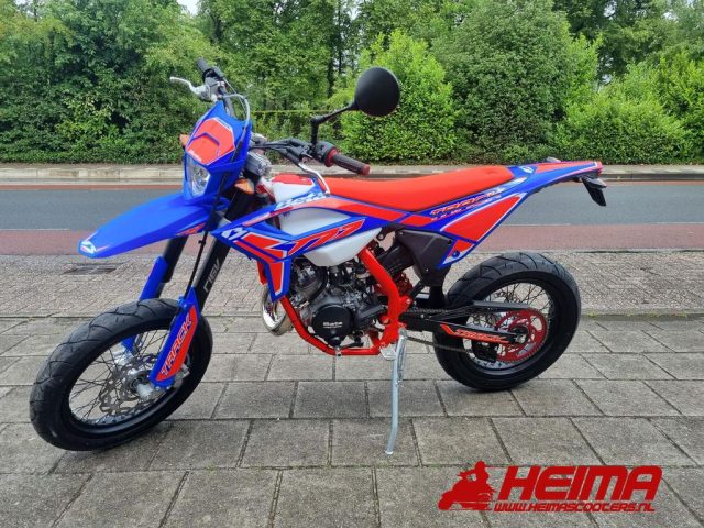 Beta RR 50 Motard Track — Heima Scooters Den Ham
