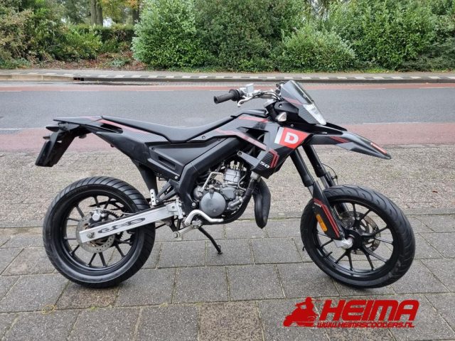 Derbi Senda SM X-treme Limited Edition — foto 2