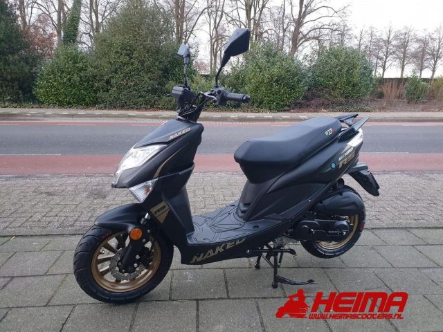 GTS Enzo Naked — Heima Scooters Den Ham