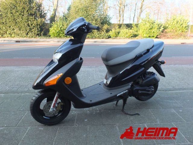 Honda SFX 50 — Heima Scooters Den Ham