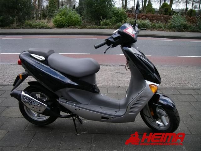 Hyosung SF Racing — foto 2