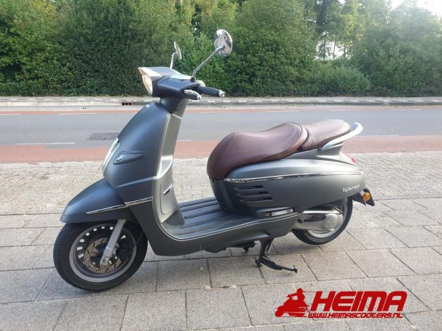 Peugeot Django 50 — Heima Scooters Den Ham