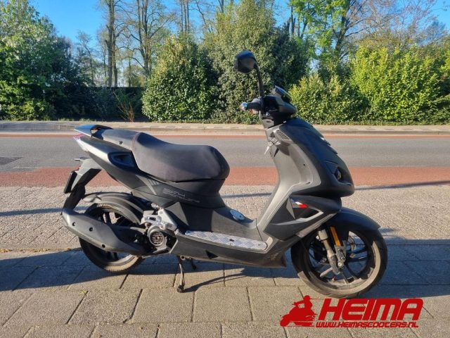 Peugeot Speedfight 4 Darkside — foto 2