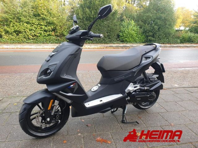 Peugeot SPEEDFIGHT4 Sportline — Heima Scooters Den Ham