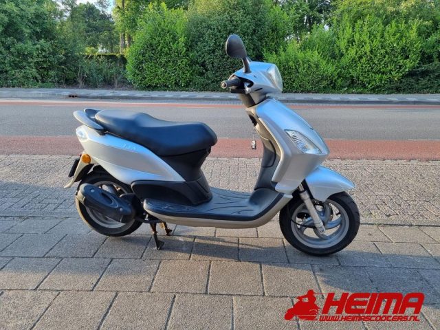 Piaggio FLY 50 4T — foto 2