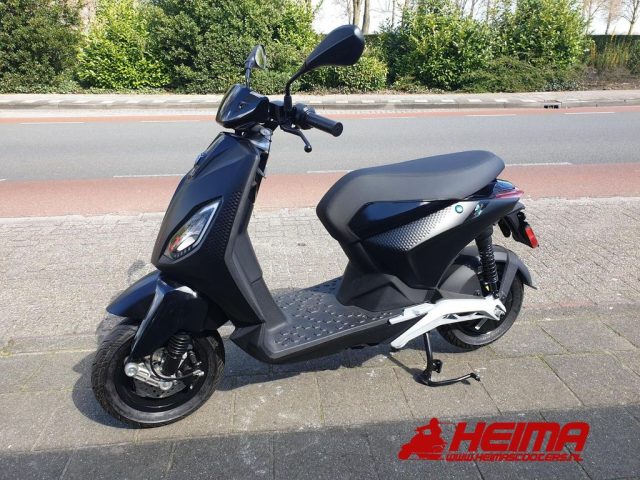 Piaggio One — Heima Scooters Den Ham