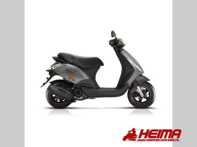 Piaggio ZIP 50 4T — foto 4