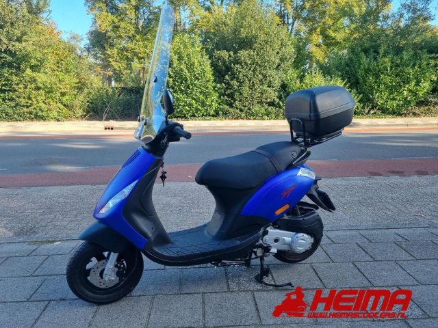 Piaggio ZIP 50 4T — Heima Scooters Den Ham