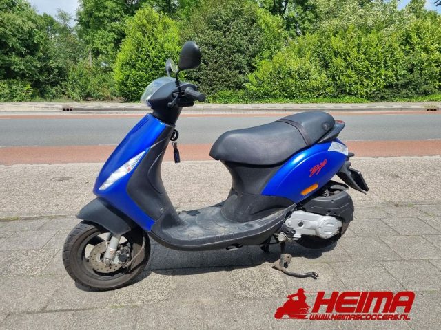 Piaggio ZIP 50 4T — Heima Scooters Den Ham