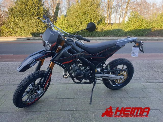 Rieju MRT 50 PRO SM — foto 2