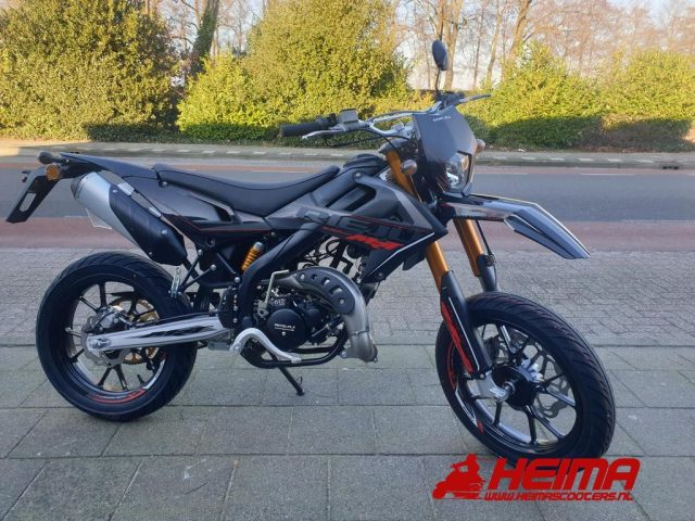 Rieju MRT 50 PRO SM — foto 3