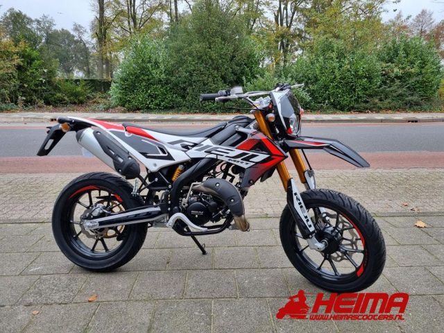 Rieju MRT 50 PRO SM — foto 2