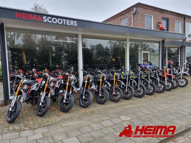 Rieju MRT 50 PRO SM — foto 3