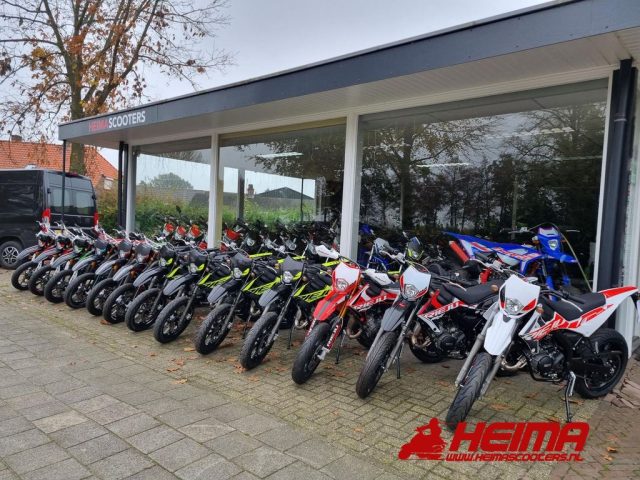 Rieju MRT 50 PRO SM — foto 4