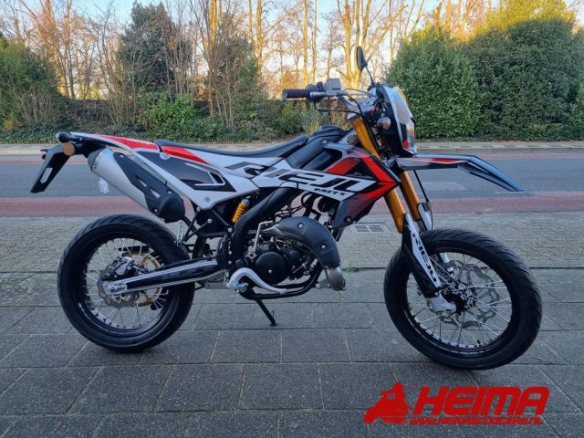 Rieju MRT 50 PRO SM — foto 2