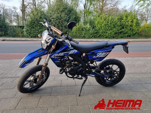 Rieju MRT 50 SM — Heima Scooters Den Ham