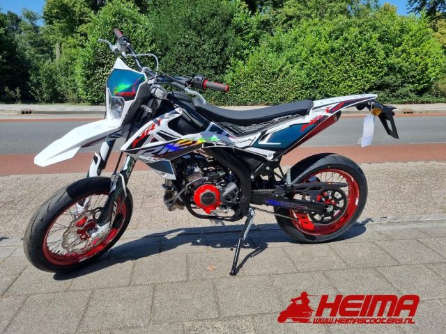 Rieju MRT 50 SM Trophy — Heima Scooters Den Ham
