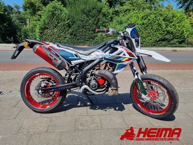 Rieju MRT 50 SM Trophy — foto 2