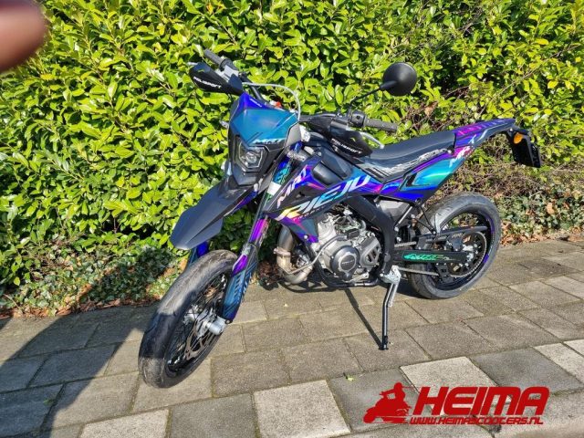 Rieju MRT 50 SM Trophy — Heima Scooters Den Ham