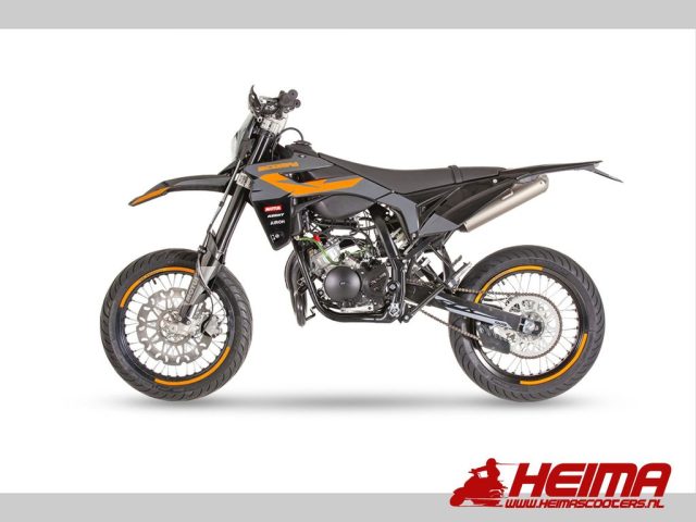 Scorpa Sm-rs Racing — Heima Scooters Den Ham