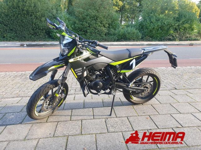 Sherco 50 Sm-r Silver — Heima Scooters Den Ham