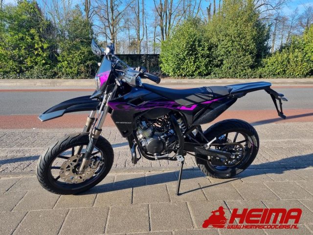 Sherco SM-R Pink — Heima Scooters Den Ham