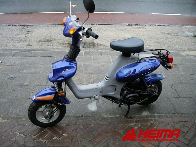 Sundiro Mantis — Heima Scooters Den Ham