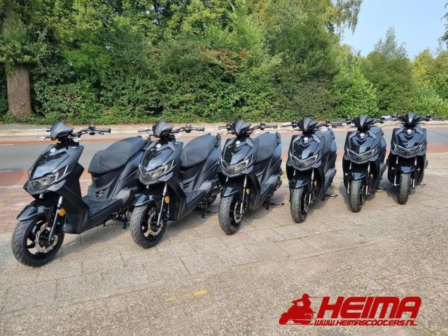 SYM Jet 4 RX — Heima Scooters Den Ham