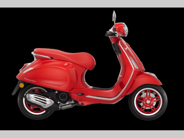 Vespa Primavera RED 50 — Heima Scooters Den Ham