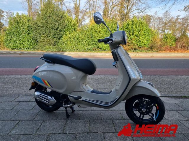 Vespa Primavera Sport 50 — foto 2
