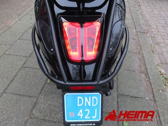 Vespa Sprint 50 4T 2V 25KM — foto 4