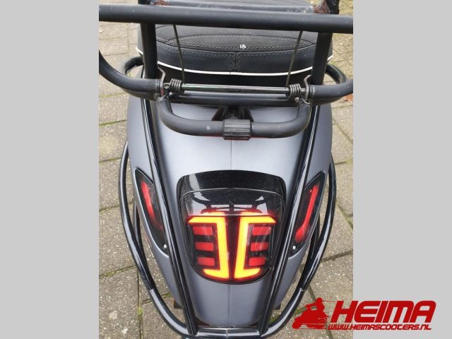 Vespa Sprint S 4T 25KM — foto 4