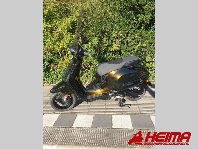 Vespa Sprint S 50 4T I-get — Heima Scooters Den Ham