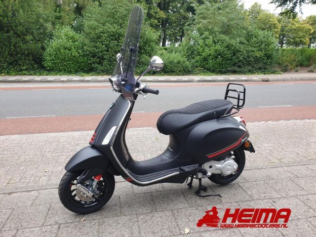Vespa Sprint S 50 4T I-get — Heima Scooters Den Ham