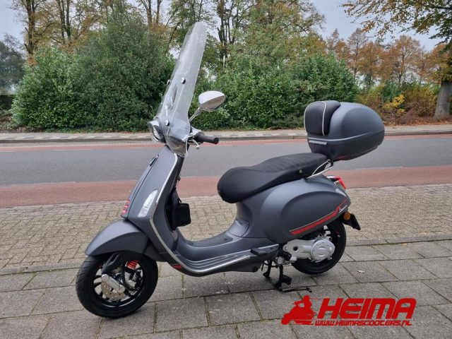 Vespa Sprint S 50 4T I-get — Heima Scooters Den Ham