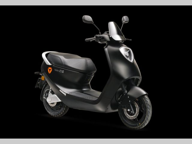 Yadea C1S — Heima Scooters Den Ham