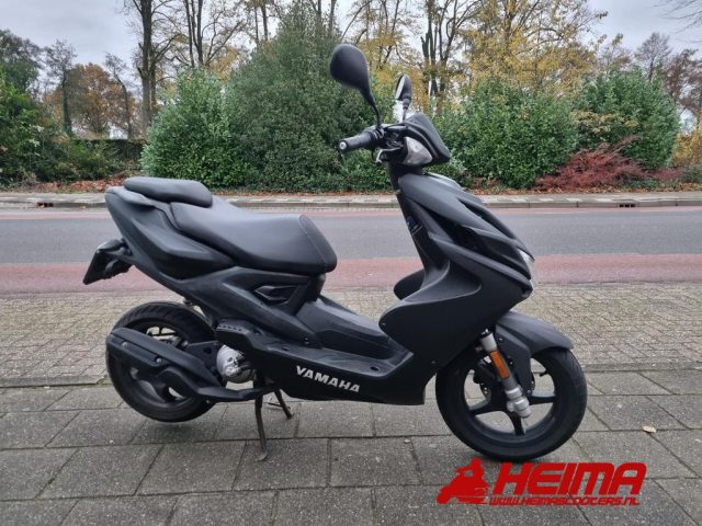 Yamaha Aerox R — foto 2
