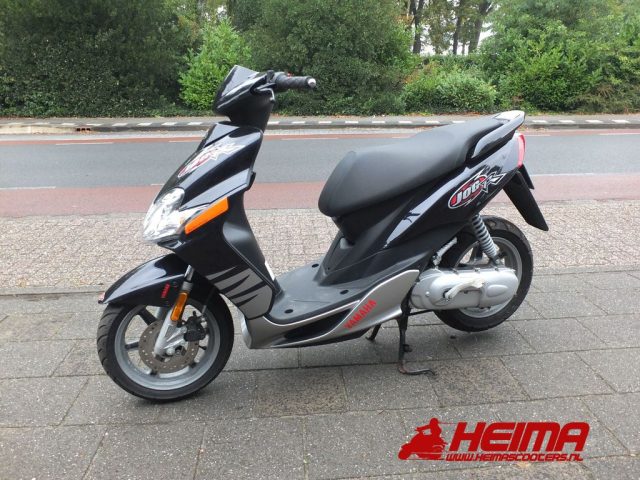 Yamaha JOG R 25 KM — Heima Scooters Den Ham